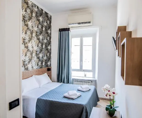 Dell'urbe Otel 2*