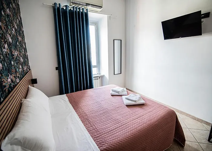 Dell'urbe Otel 2*